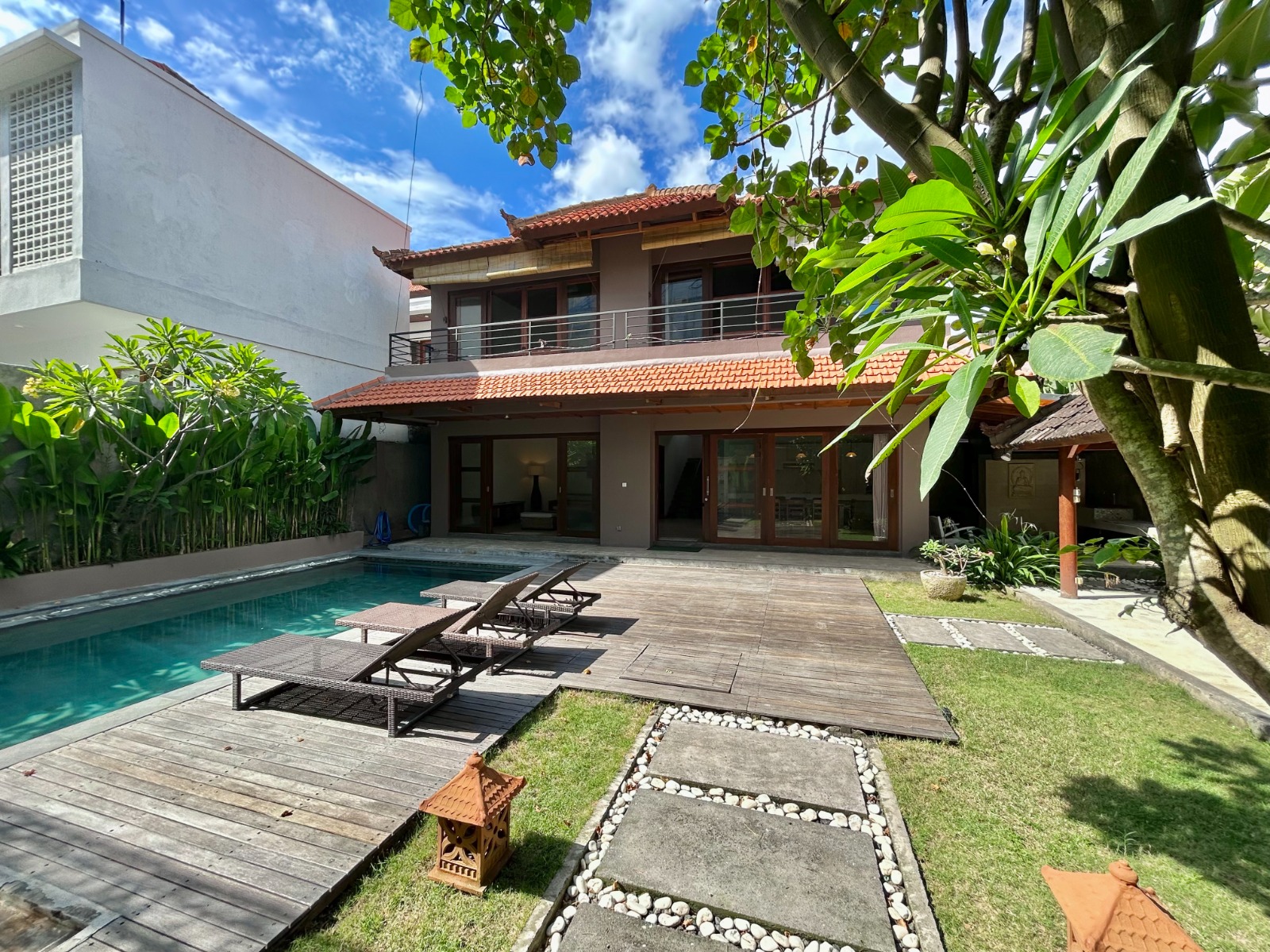 Serene 4-Bedroom Villa in Canggu Walking Distance to the Beach