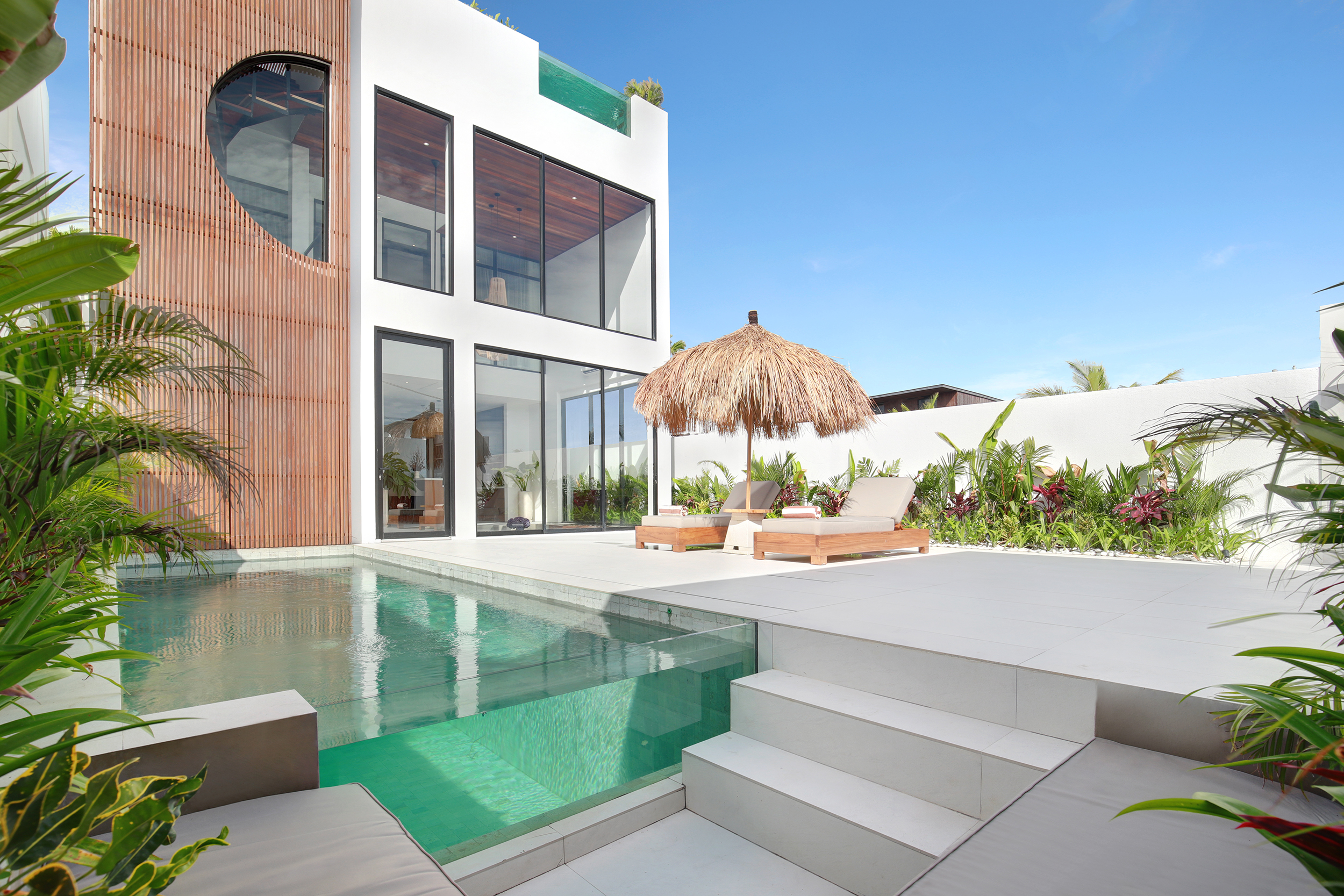 Luxury Villa with Stunning Ocean Views & Beach Access