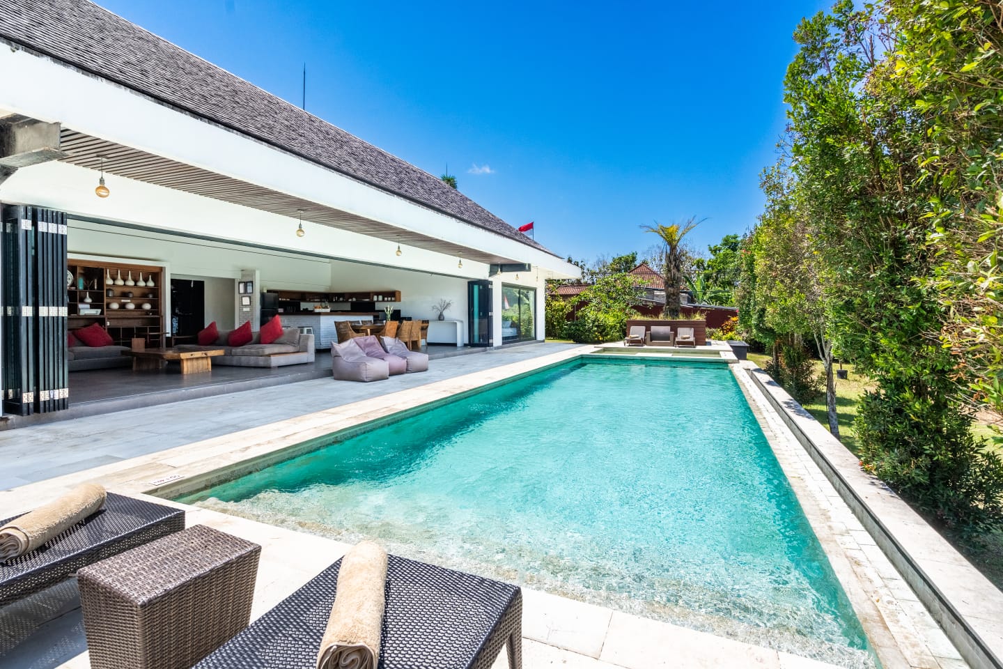 Elegant Ungasan Hideaway – Spacious & Private Villa