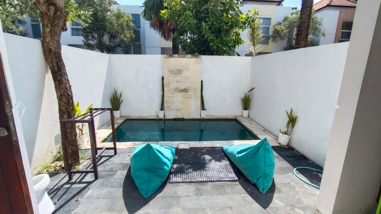 Live Where the Vibe Is – Stunning Villa in Kerobokan Area!