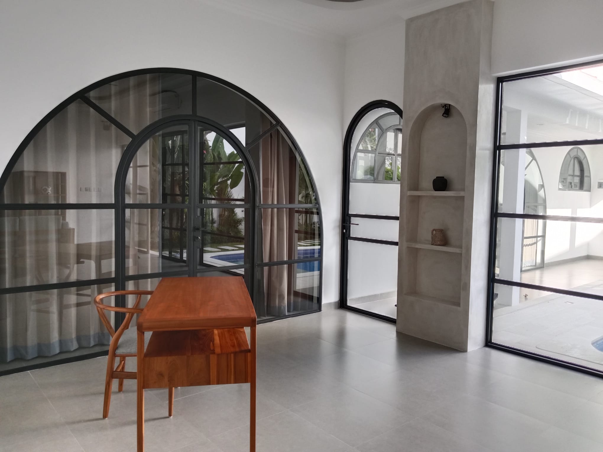 Chic Mediterranean Design in Prime Location